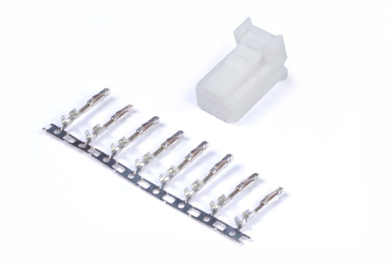 Haltech - Plug and Pins Only - 8 Pin White Tyco  HT-030004